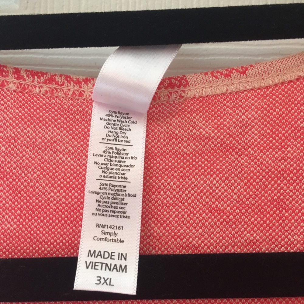 Lularoe Classic T - Picture 2 of 3